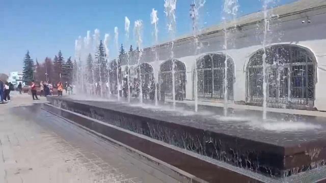 Открытие фонтана в Троицке