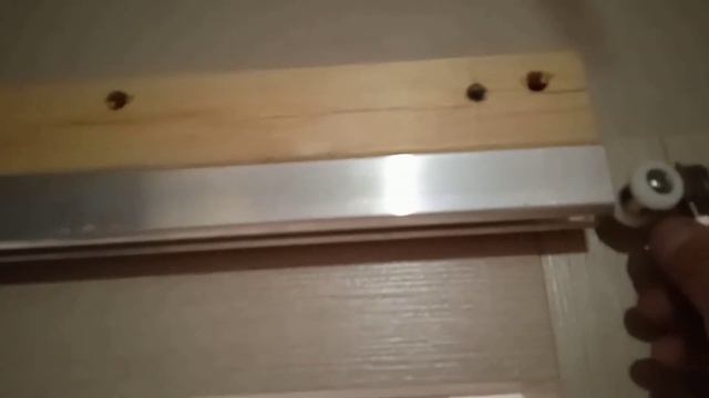 установка раздвижной двери
