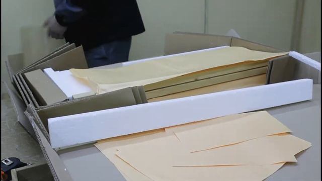 Упаковка мебели фабрики Диприз.