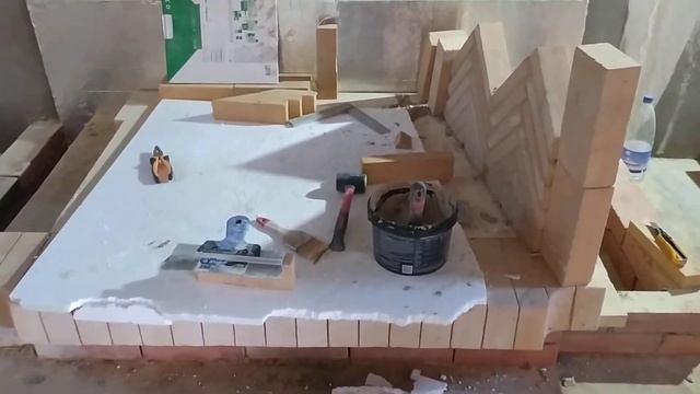 кладка боковых стен топки камина ёлочкой