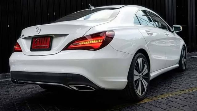 #Mercedes #Benz #CLA200 Urban 2020 1,600 cc ไมล์น้อยมาก 23,xxx km.Price 1,699,000 Baht