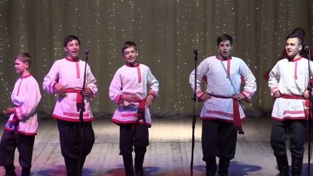 Старшая группа ансамбля "КЛАДЕЦ"