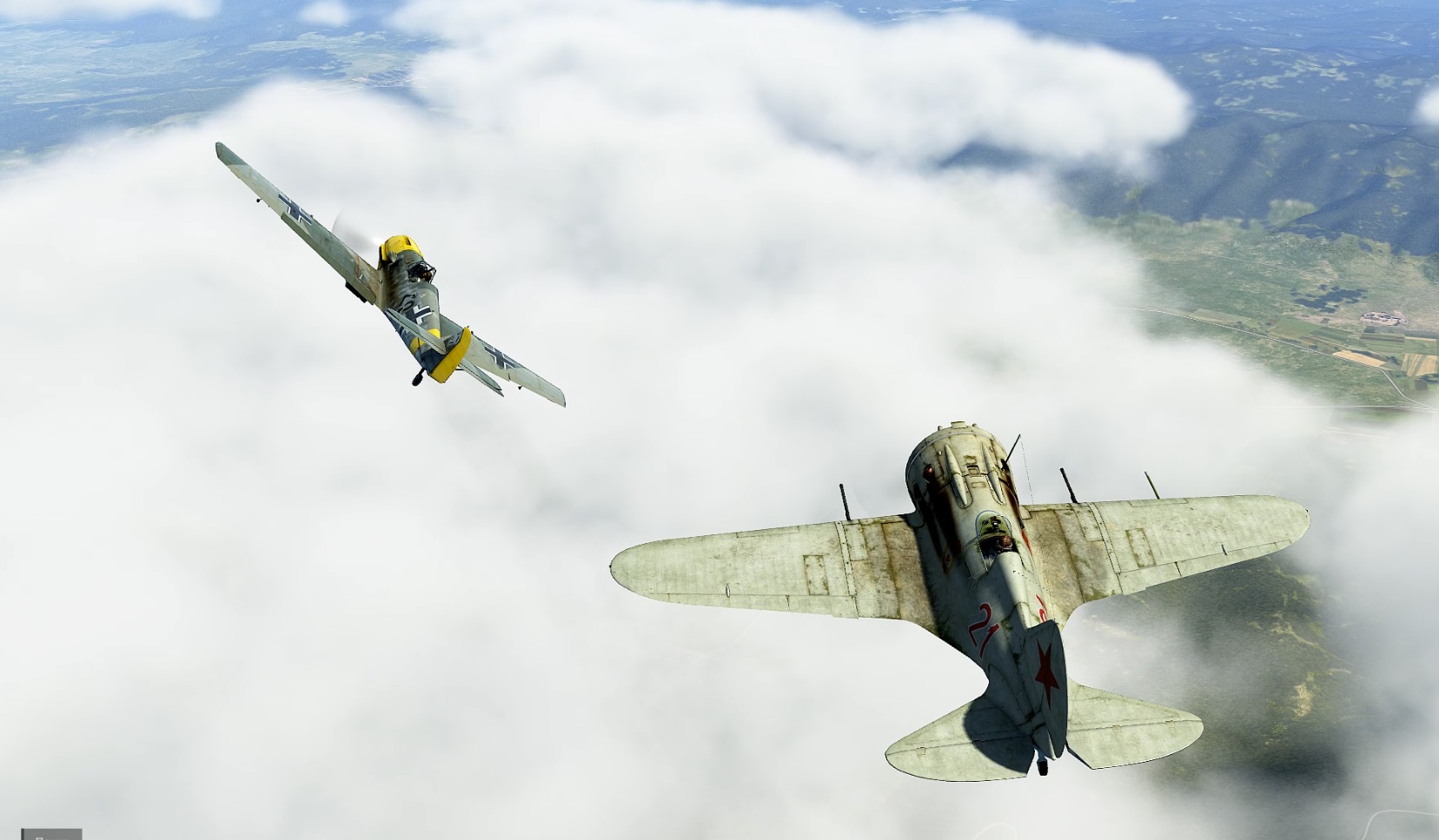И-16 против Bf 109 E-7. Отстрелил немцу фонарь кабины и потом добил.