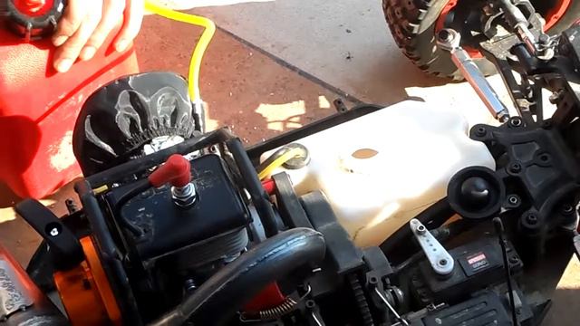 Losi Desert Buggy XL 4WD off road part5