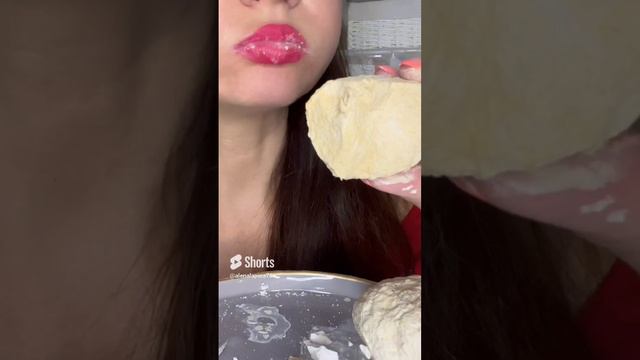 ASMR crunch of wet chalk_ мел Халва💦 #asmr #eatingsounds #relax