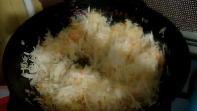 Быстрые пирожки с капустой (рецепт моей мамы)