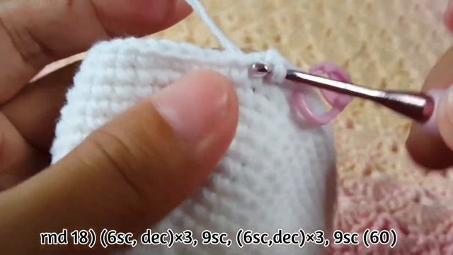 How To CROCHET AMIGURUMI HELLO KITTY KEYCHAIN | Tutorial #14 By: Kamille's Designs