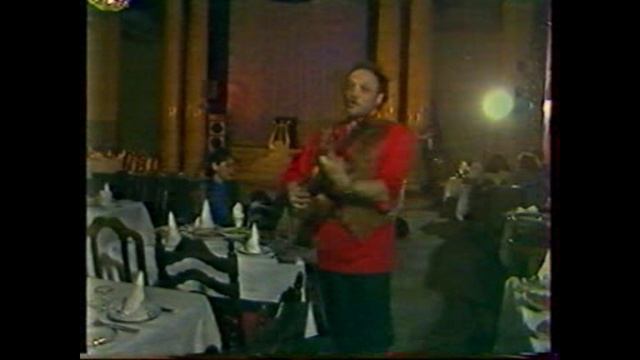 Ножки Нины- муз. А. Бороусов - сл. В. Степанцов- исп. А. Тукиш . avi