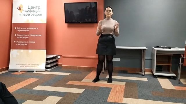 Заикание. Алеся - "Эмоциональное выгорание." Выступление на тренинге "Активация речи при заикании".