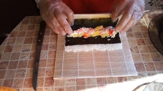 РОЛЛЫ !!!  ГОТОВИТ МОЙ СЫНУЛЯ !!! ВКУСНО И БЕЗОПАСНО !!!