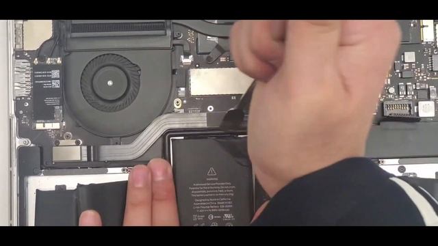 MacBook early 2015 battery replacement. | How to video part 1