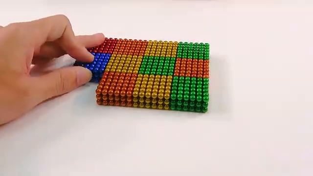 Построй удивительный PlayHouse из магнитных шариков