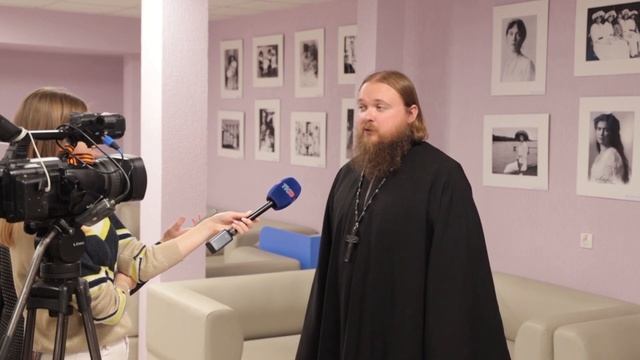 Во Дворце торжеств открылась фотовыставка, посвящённая семье императора Николая II (25.10.2023 г.)