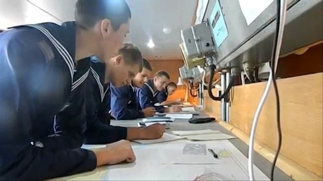 НАДЕВАЮ ТЕЛЬНИК...Евгений Лощилов (шутка   юмора)Морские песни