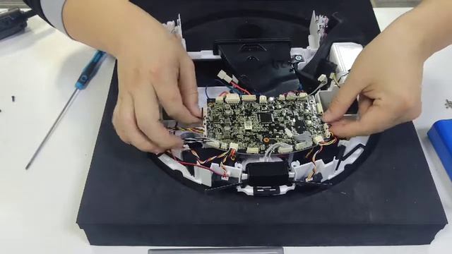 Roidmi EVE Plus Maintenance 10 Remove mainboardalgorithm board