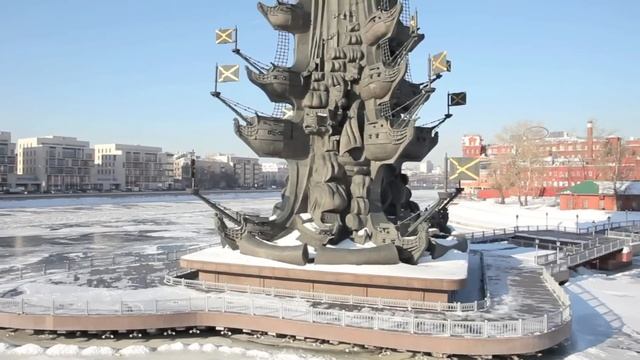 Petr I monument in Moscow from hexacopter with Canon 5D Mark II from multicopter.ru board