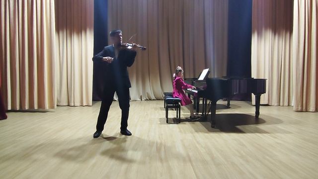 Александр Севастьянов (скрипка), Ольга Севастьянова (фортепиано). С. Монюшко "Багатель".