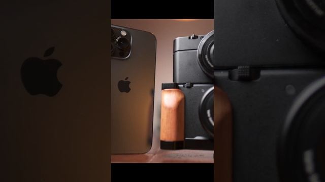 This 11 Year Old Point and Shoot Camera Is INCREDIBLE!!