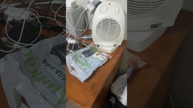 Кирюха купил себе новый iPhone 11 в жёлтом цвете ￼