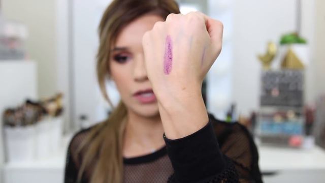 DIY LIPSTICK OUT OF SKITTLES! Viral Candy Makeup TESTED!