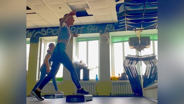 Простая и динамичная связка для степа
