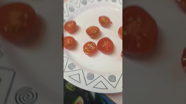 Обзор и дегустация томатов.mp4