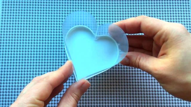 Подарочная коробка из ПЛАСТИКОВОЙ БУТЫЛКИ своими руками / DIY Love box made of PLASTIC BOTTLE