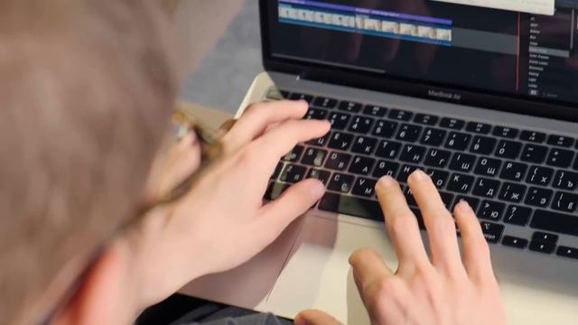 MacBook Air 2020: Recomand! Fără probleme! (review română)
