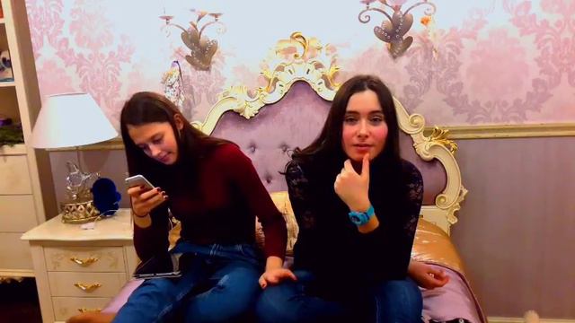🎀Правда ИЛИ Действие/Призналась в любви?!💕