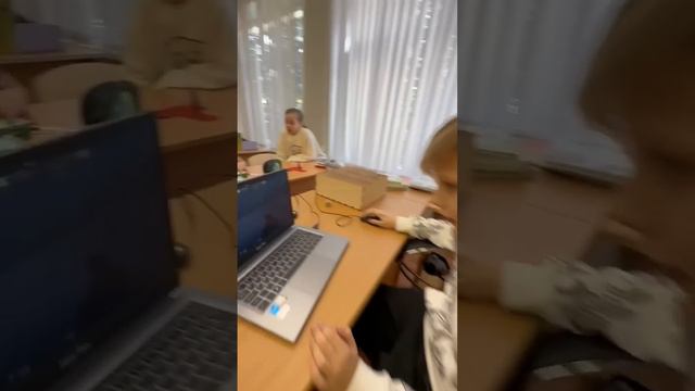 Лайфхак: Как спрятать шпаргалку.