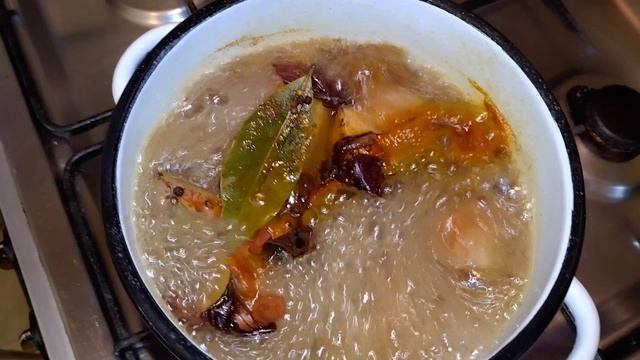 Сало в луковой шелухе :)