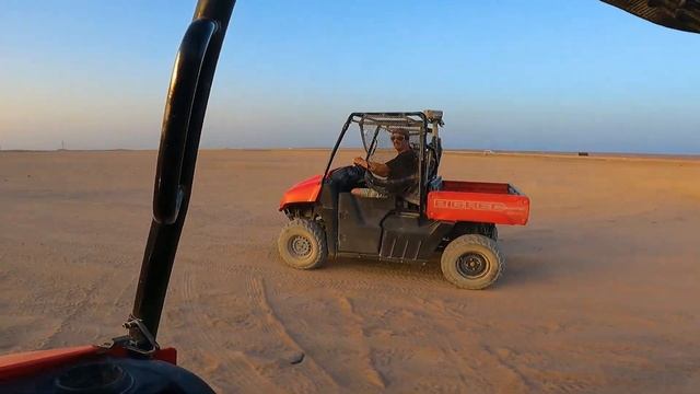 QUAD CROSSEN IN DE WOESTIJN!