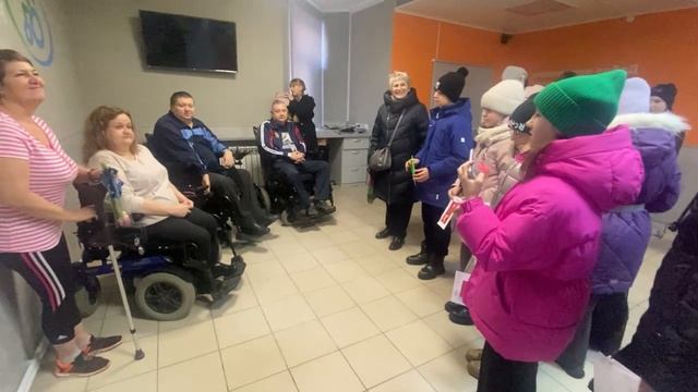 «Центр реабилитации инвалидов» посетили школьники.