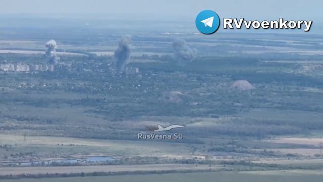 ВКС России наносят удары по объектам в Дзержинске,откуда враг обстреливает Горловку.
