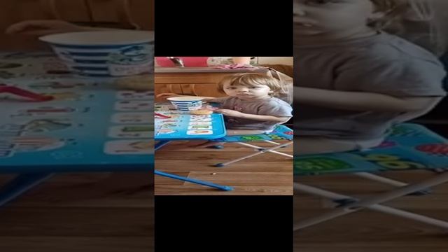 кушаем с дедом сметанку?