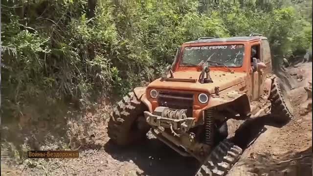 Jeep Wrangler против Suzuki Samurai 4x4 ВЕЧЕРИНКА В ГРЯЗИ НА БЕЗДОРОЖЬЕ