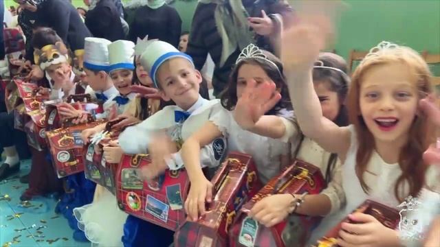 Министр ВД Дагестана А. Магомедов поздравил воспитанников школ-интернатов с наступающим Новым годом!