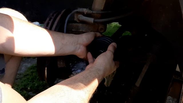 VW Golf (Jetta) MK5 - CV Boot Replacement