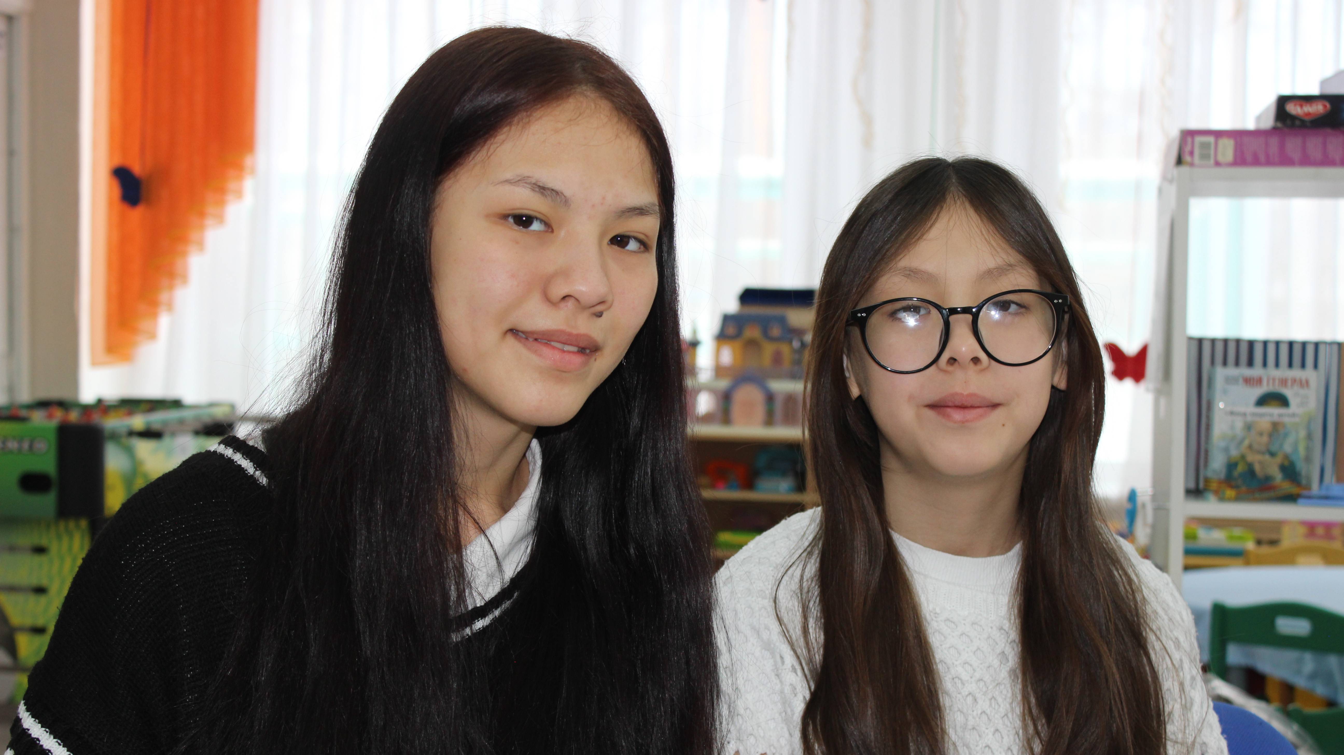 Снежана, 14 лет, Ульяна, 10 лет (видео-анкета)