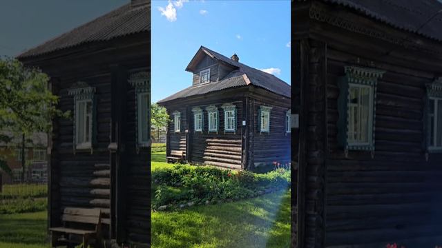 деревенский старинный дом 🏠