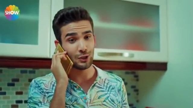 Любовь не понимает слов: Дорук уговаривает Мурата приехать на природу (10 сери)