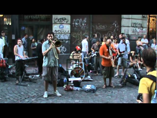 Jamaicaderos. CONCIERTO en vivo en la calle. San Thelmo. BUENOS AIRES. ARGENTINA. 5/7