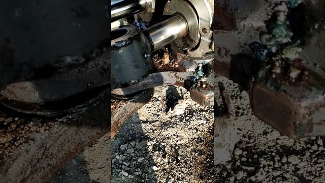 Часть 7снятие цилиндра поворота стрелы