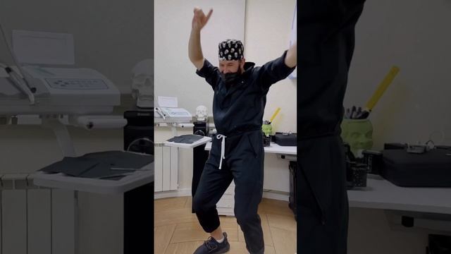 Когда закончил с последним пациентом ?? #shorts #стоматолог #стоматологиямосква