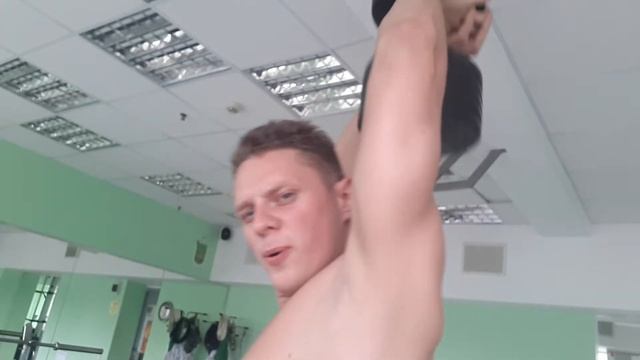 Лучшие упражнения на трицепс