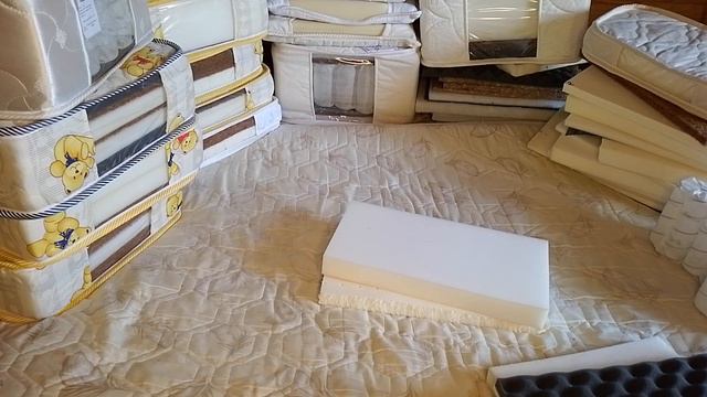 Латексный матрас или пенополиуретановый какой лучше? Переплачивать или нет?