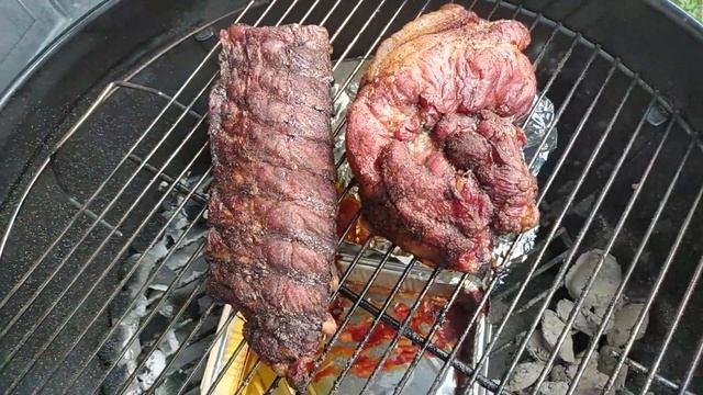 WEBER Original kettle.РВАНАЯ СВИНИНА.НОЧЬ.ДАЧА