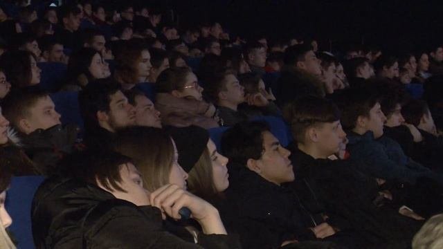 В «Современнике» поэтическим спектаклем театра-студии «Пирамида» открылась Неделя детской книги