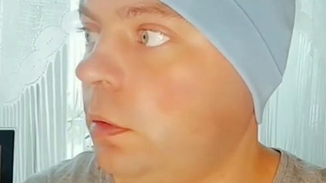 Этот магазин находится в...