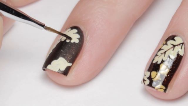 Oaks & Acorns ｜ Nail Art